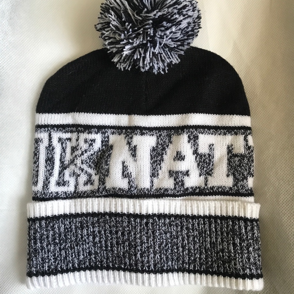 Victoria’s Secret PINK beanie